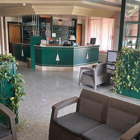 Hotel Gran Delta Di Alba-Invest Srl Розолина Экстерьер фото