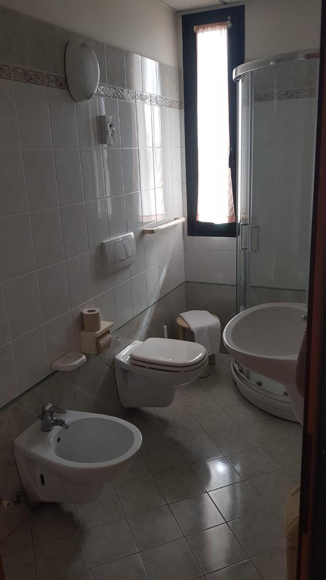 Hotel Gran Delta Di Alba-Invest Srl Розолина Экстерьер фото
