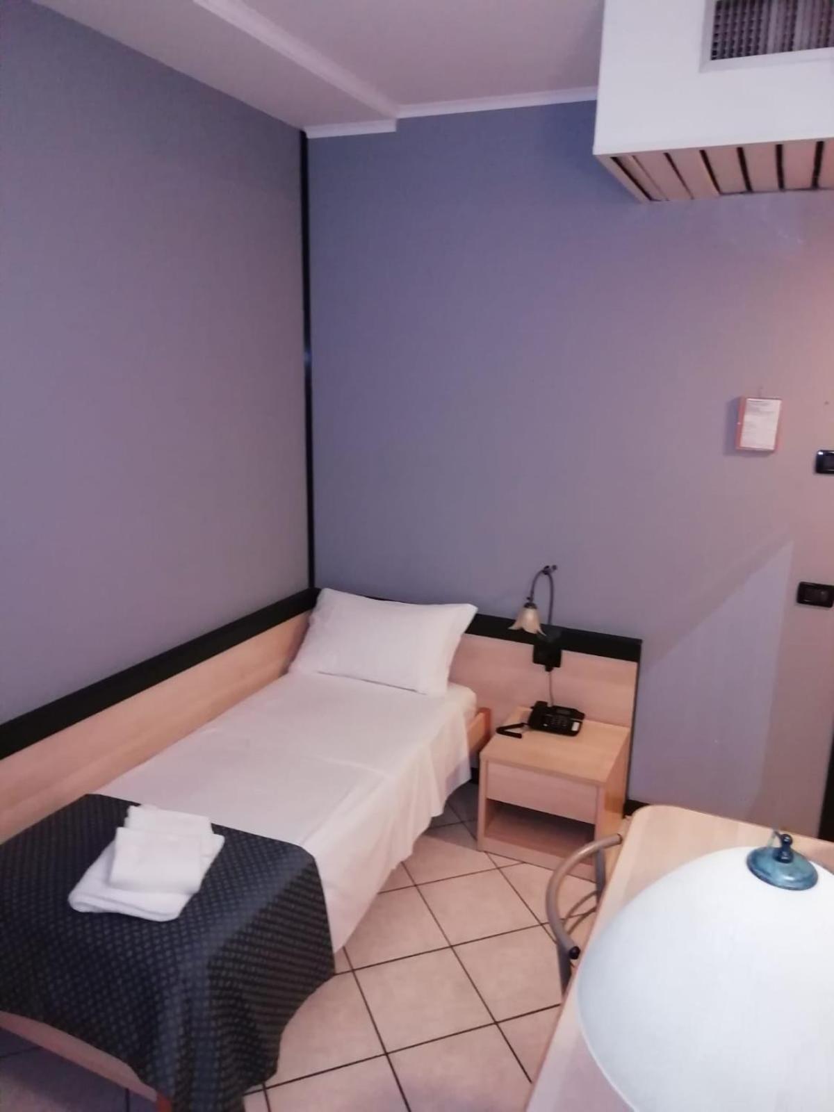 Hotel Gran Delta Di Alba-Invest Srl Розолина Экстерьер фото